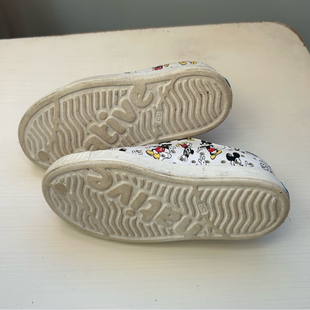 Native Shoes Mickey Mouse Slip-On Sneakers Size C10 - Picture 7 of 7